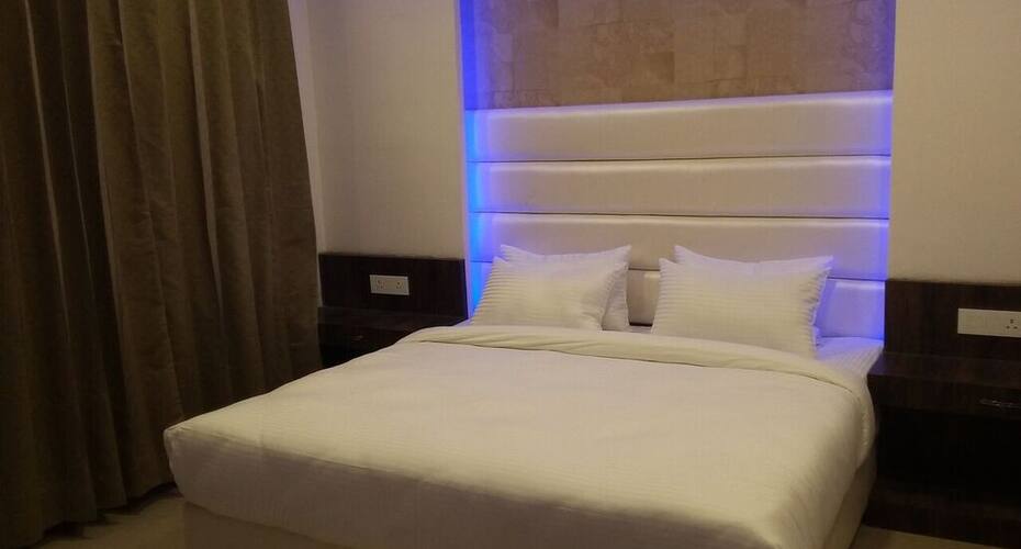 Park Residency, Pritampura, New Delhi 2